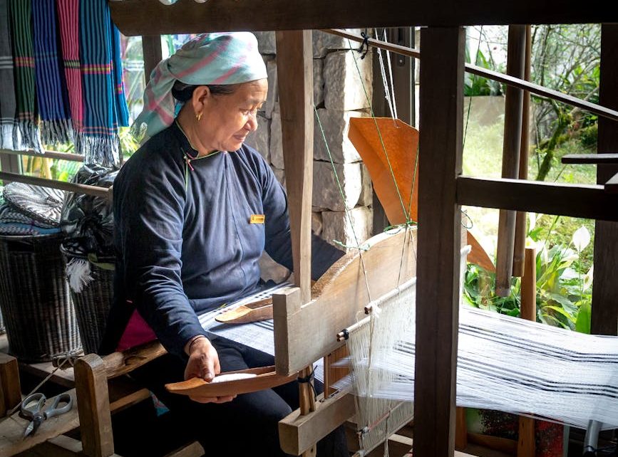 披肩斗篷：歷史與文化的深層解讀